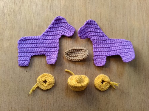 Finished crocheted pony charm